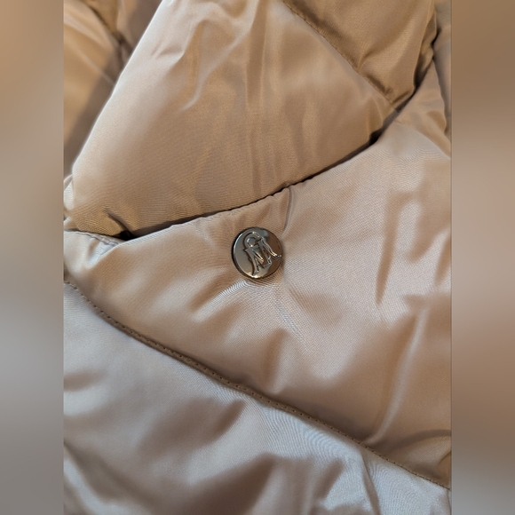 Steve Madden NWT Tan Long Puffer Coat - Picture 4 of 10